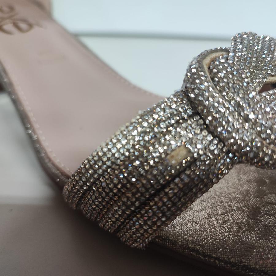 D-KATY 689 - GOLD