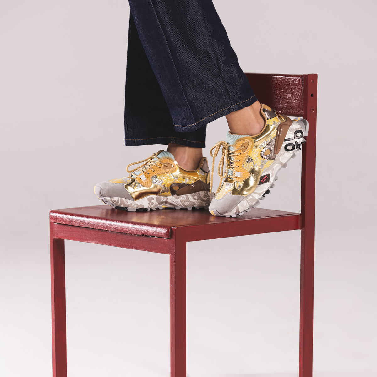 SAPATILHA EXE 134-10 GREY GOLD