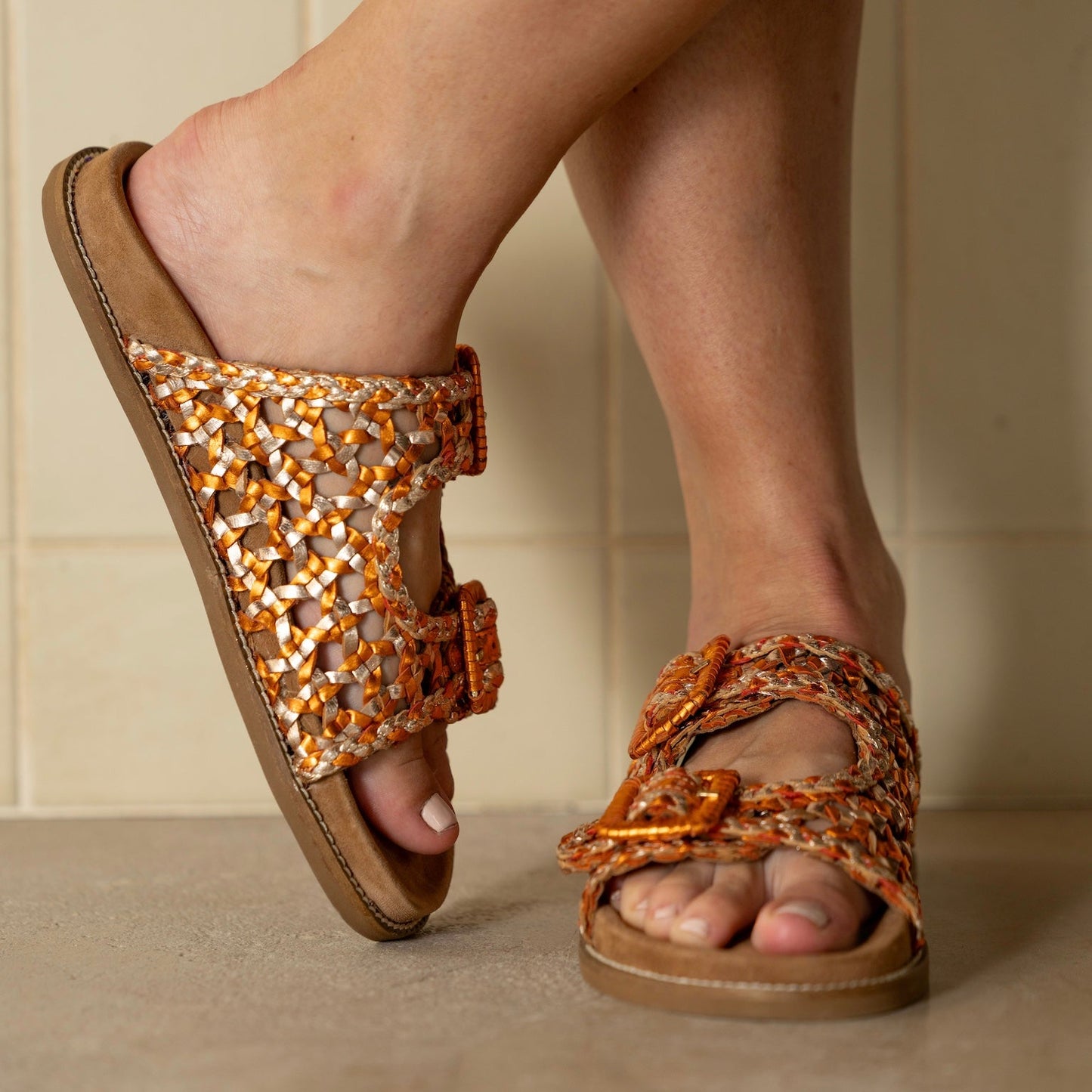 SANDALIAS ABF-97 3950K-FUSBY ORANGE/MULTI
