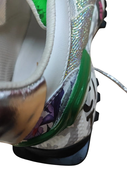 D-134-11 SILVER/WHITE