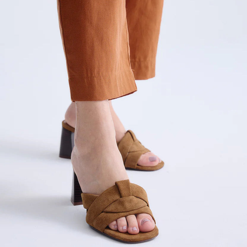 SANDALIAS EXE VENETO-576 SUEDE TAN