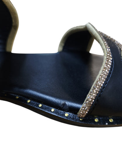 D-A2322-Y01 - BLACK